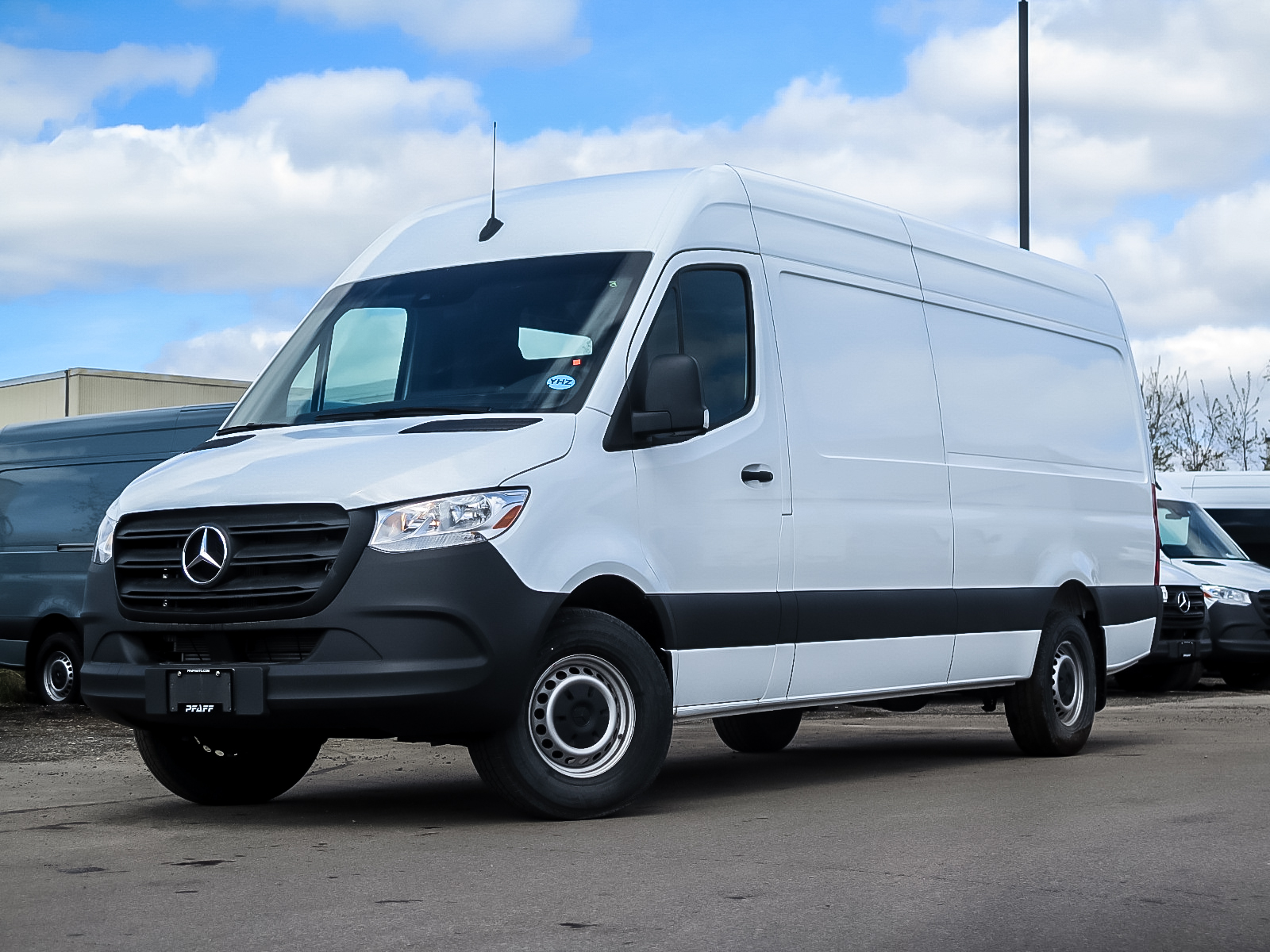 New 2019 MercedesBenz Sprinter V6 2500 Cargo 170 Cargovan