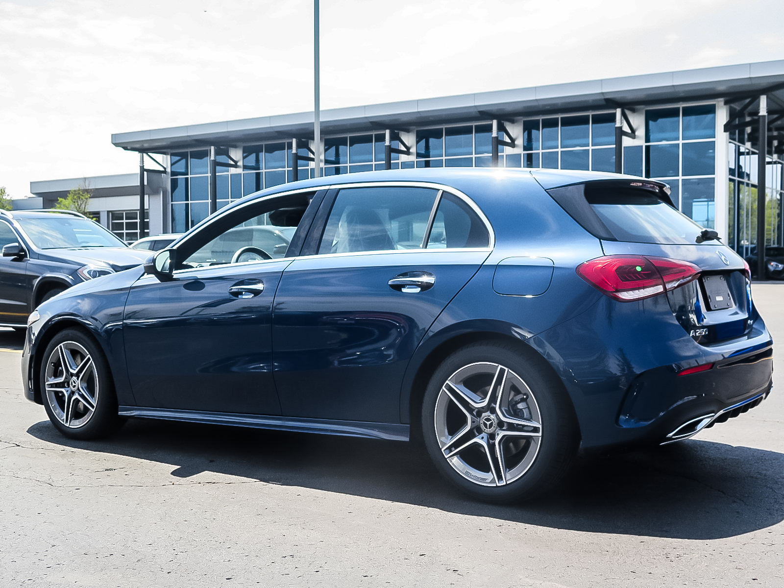 New 2019 Mercedes-Benz A250 4MATIC Hatch 5-Door Hatchback in Kitchener